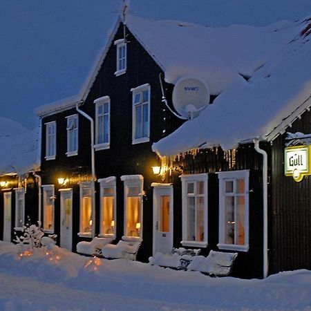 Taergesen Guesthouse Reydarfjordur Dış mekan fotoğraf