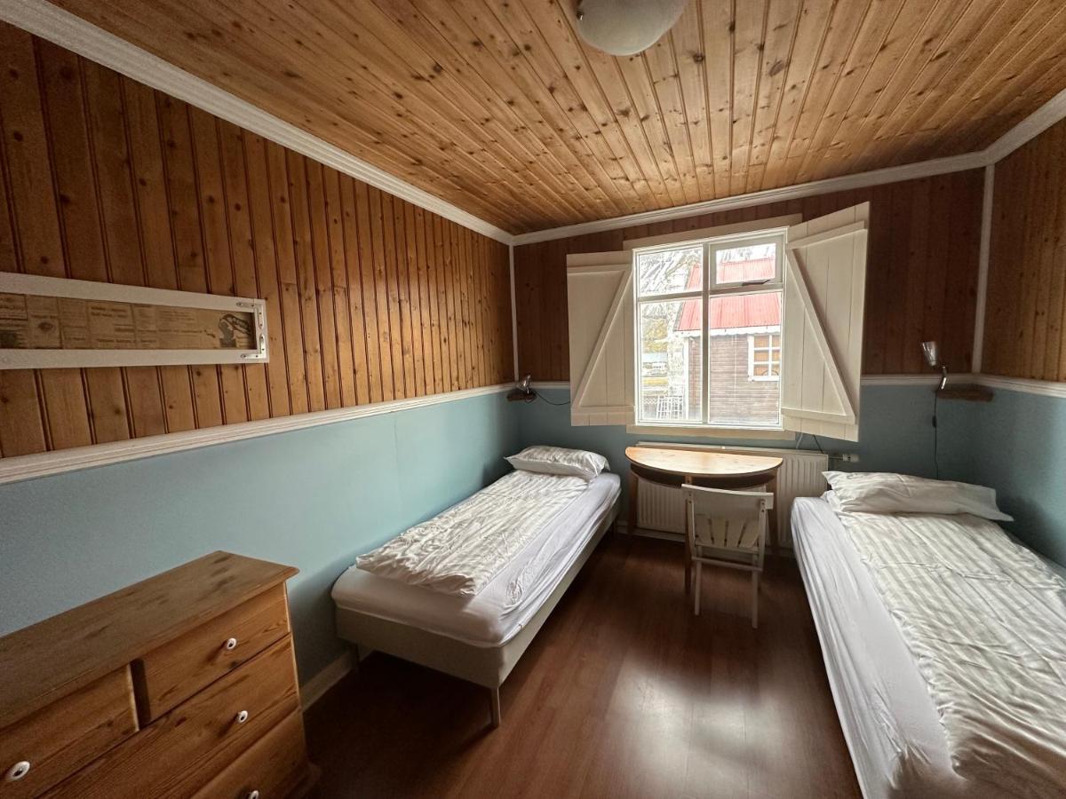 Taergesen Guesthouse Reydarfjordur Dış mekan fotoğraf